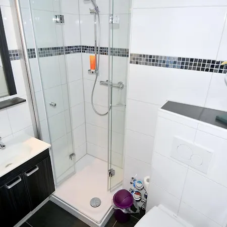 Hs H Etage10 Whg 6 *